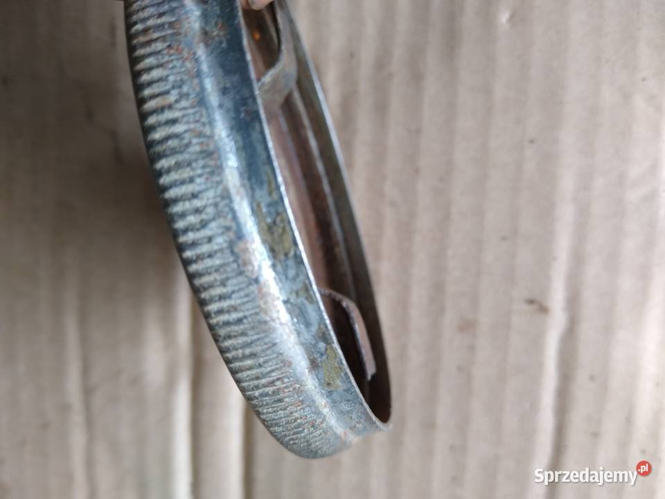 Junak m10 m07 korek zbiornika paliwa metalowy Kruszwica