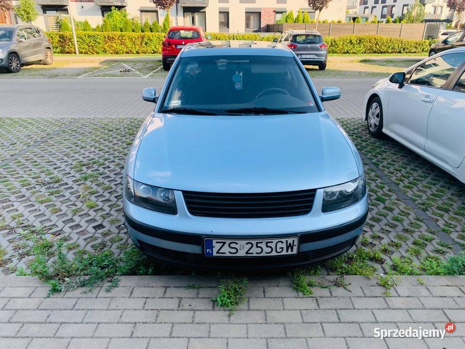 Volkswagen Passat b5 18b 20V sedan 239852km Passat Szczecin
