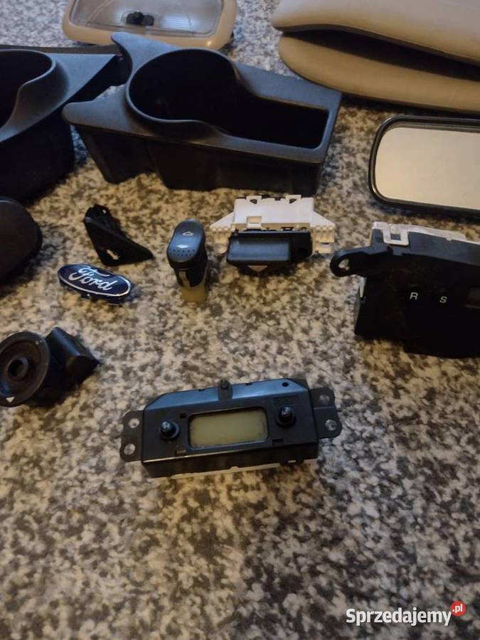 Części do ford focus MK1 licznik 16 b Pozostałe lubelskie sprzedam