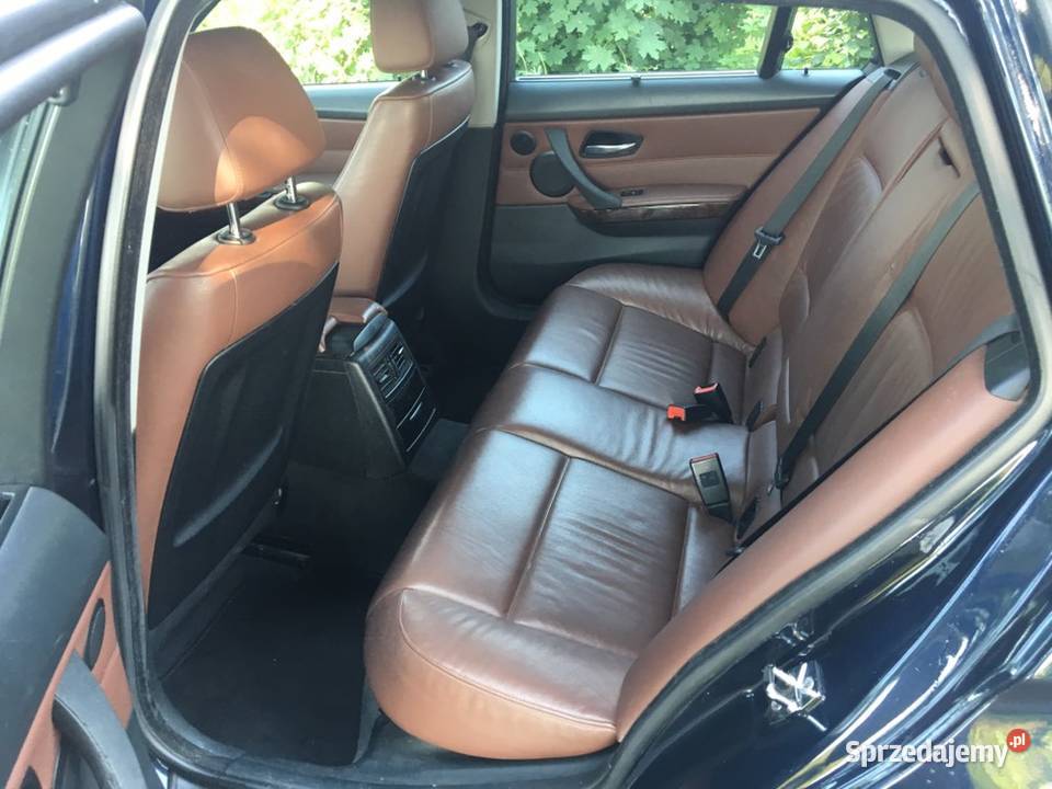 BMW 320d 163 navi skóra xenon full Izbicko