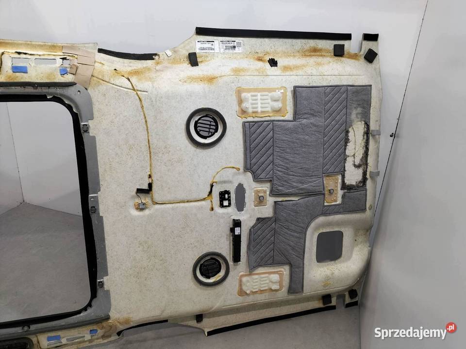PODSUFITKA CZARNA POD PANORAMĘ Lincoln Navigator świętokrzyskie