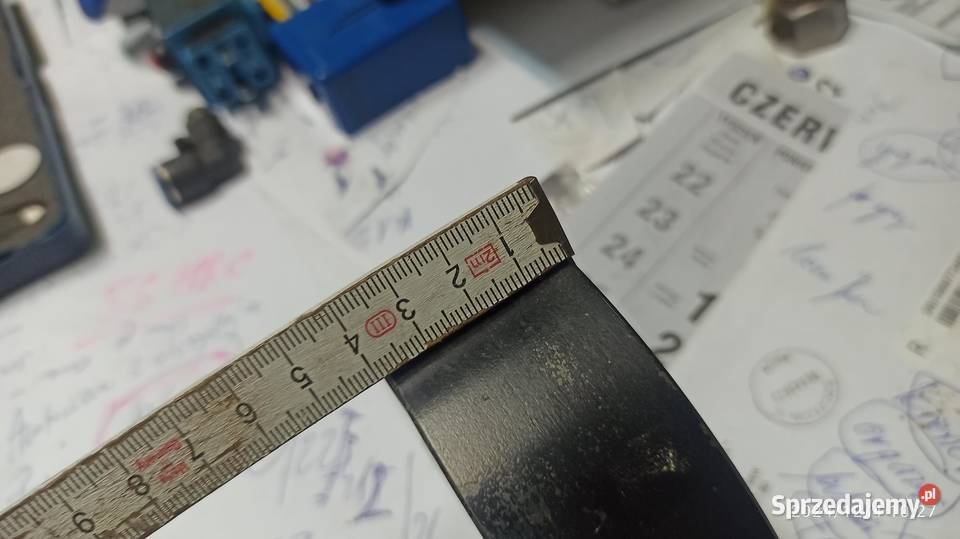 głowica do rowków szerokich z nożem czyszczącym