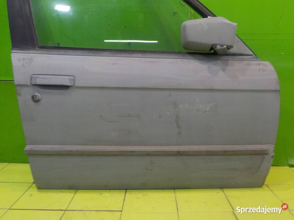 BMW 3 E30 25 B 89r KOMBI drzwi prawe przod Suków