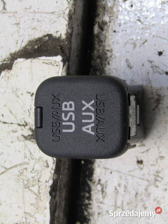 GNIAZDO PORT ZŁĄCZE USB AUX MAZDA CX5 CX5 KE Akcesoria samochodowe