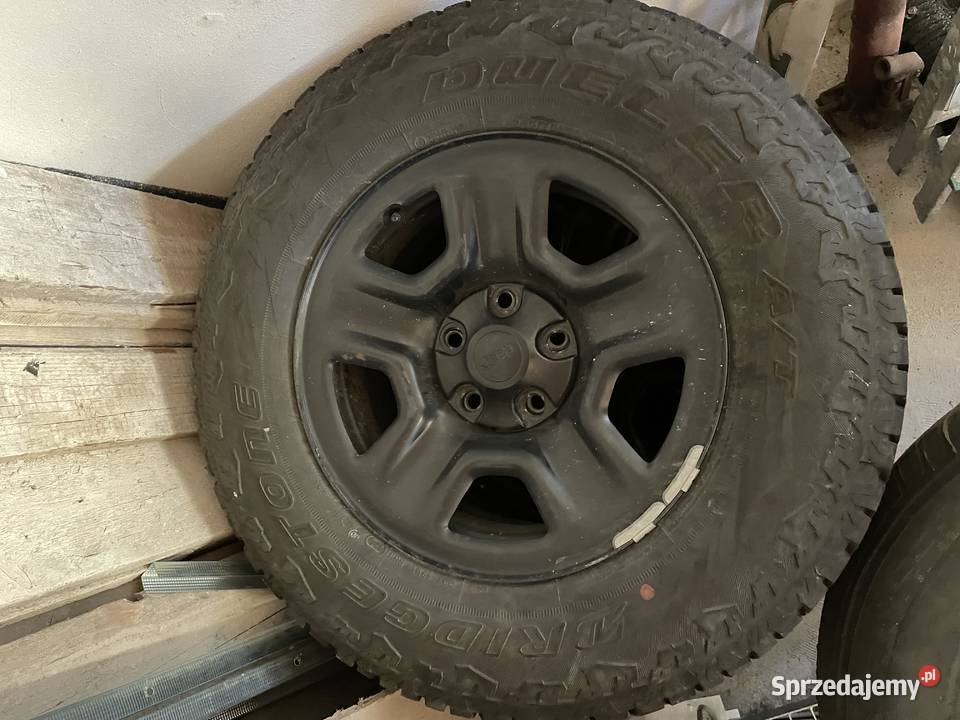 2021 Jeep Wrangler kola 4x Felgi z oponami Brończyce