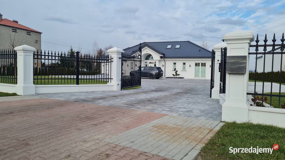 Piękne Stylowe Słupy Dworkowe Pałacowe Boniowane Kraków