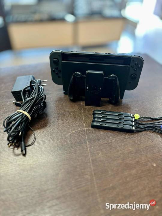 Konsola Nintendo Switch HAC00101 Black akcesoria Elbląg