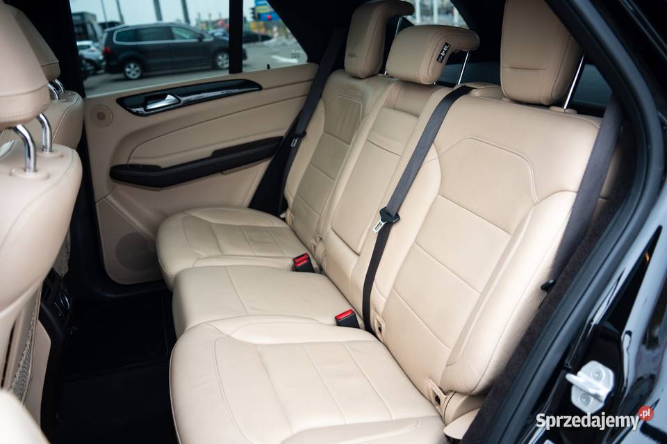 Mercedes Benz GLE 450 Sport43 AMG 2016 160 czarny Żółtki-Kolonia