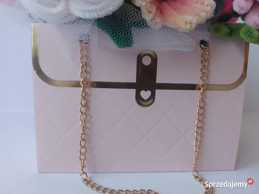 Flower box bukiet kwiatów kompozycja kwiatowa Trzebnica