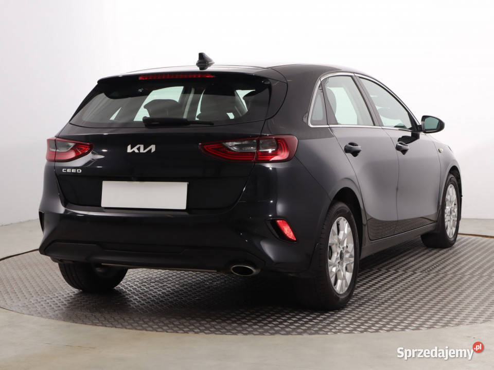 Kia Ceed 15 TGDI MHEV światła do jazdy dziennej Katowice