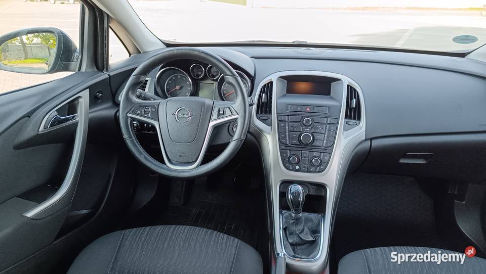 Opel astra 14 benzyna super stan pakiet zimowy Opel Łuków