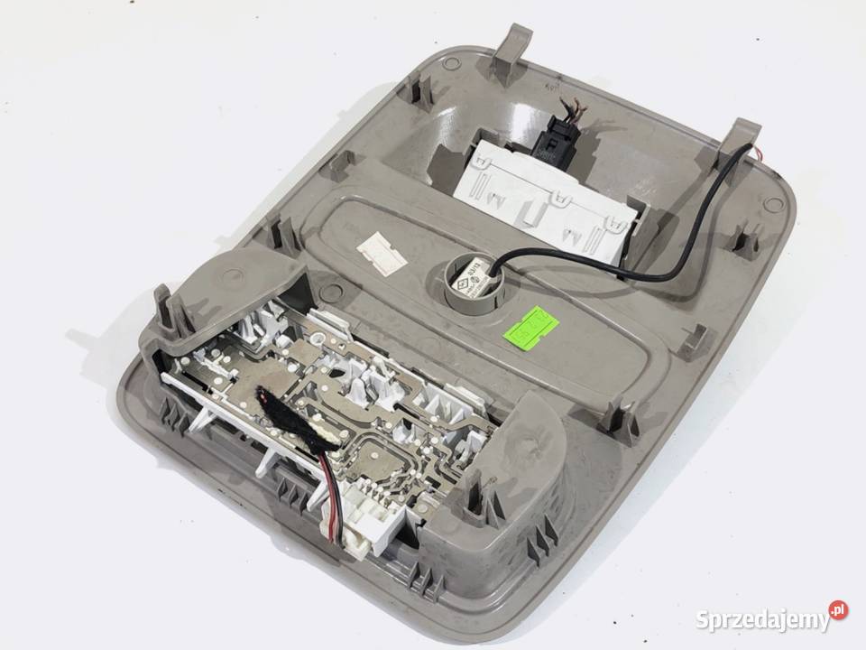 LAMPA SUFITOWA RENAULT CLIO IV 739486822R osobowe