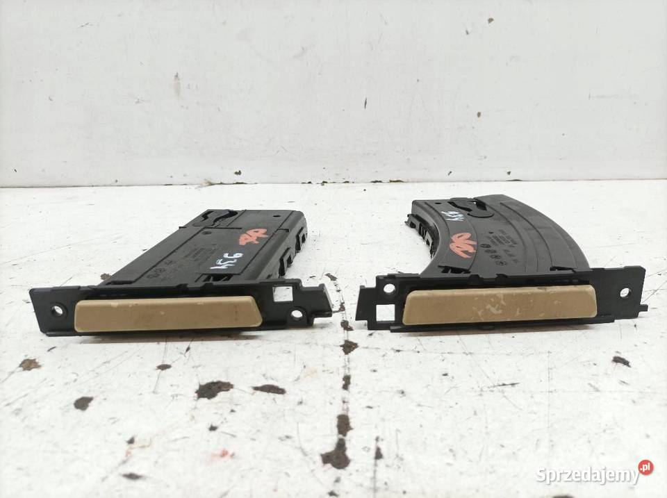 UCHWYT NA KUBEK KPL PASAŻER KIEROWCA 7127406