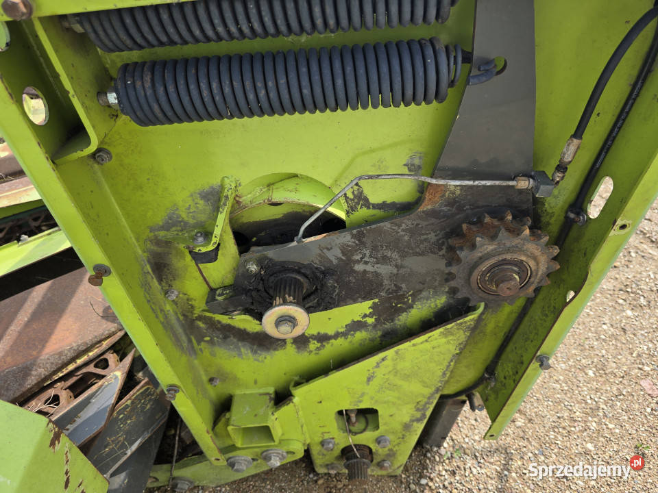Heder do kukurydzy CLAAS MG86218 do sieczkarni nieuszkodzony Włosty