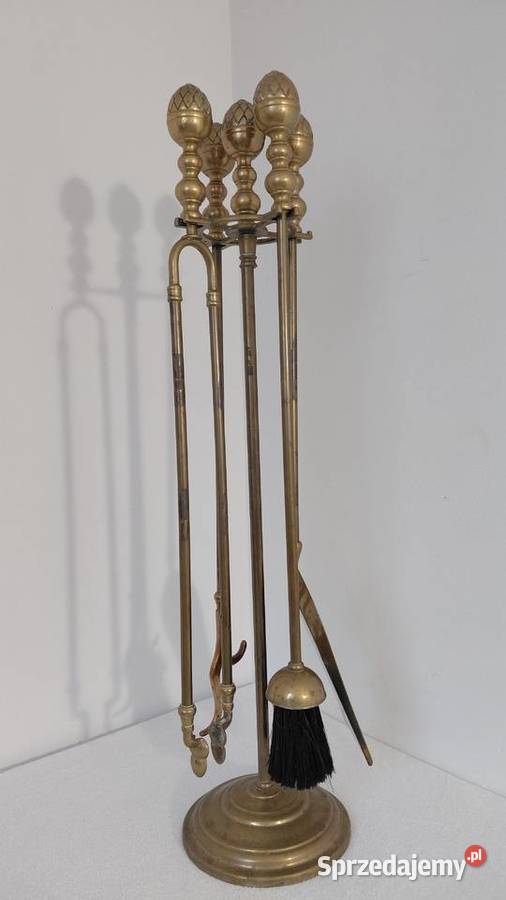 Ekskluzywny mosiężny zestaw kominkowy w stylu małopolskie Krzykawa