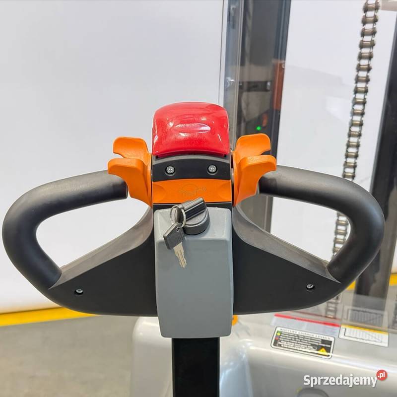 Elektryczny wózek podnośnikowy masztowy ESP1240 Smolice