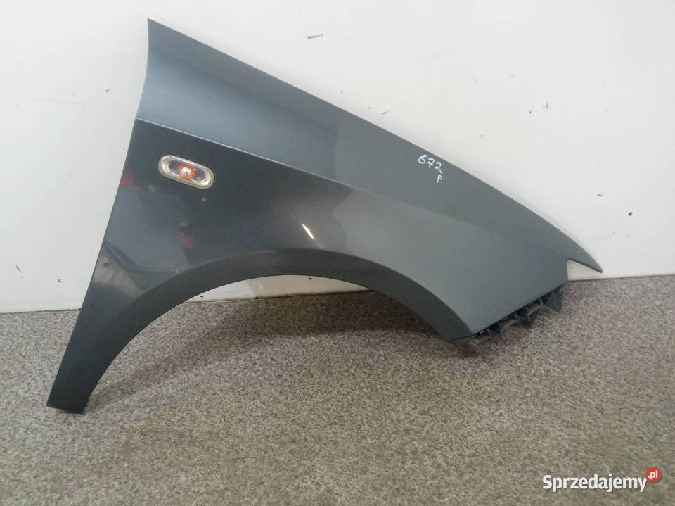 BŁOTNIK PRAWY PRZÓD SZARY Seat Ibiza IV 2008