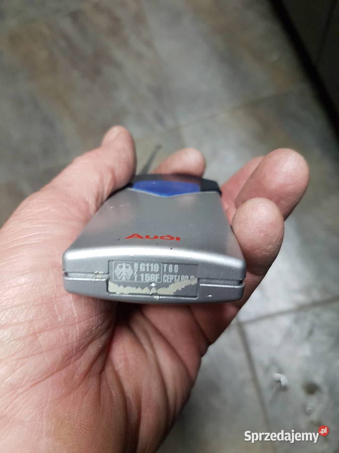 AUDI A8 S8 PILOT WEBASTO TRADITION 4D0909507A osobowe Turek