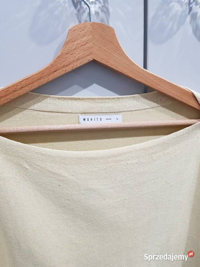 Damski sweter z małym defektem Mohito Dąbrowa Górnicza