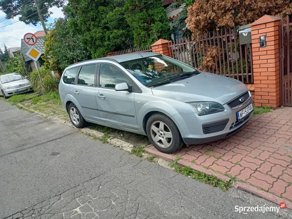 Ford Focus Kombi MK2 16 115 2006r LPG 250 Długie Legionowo