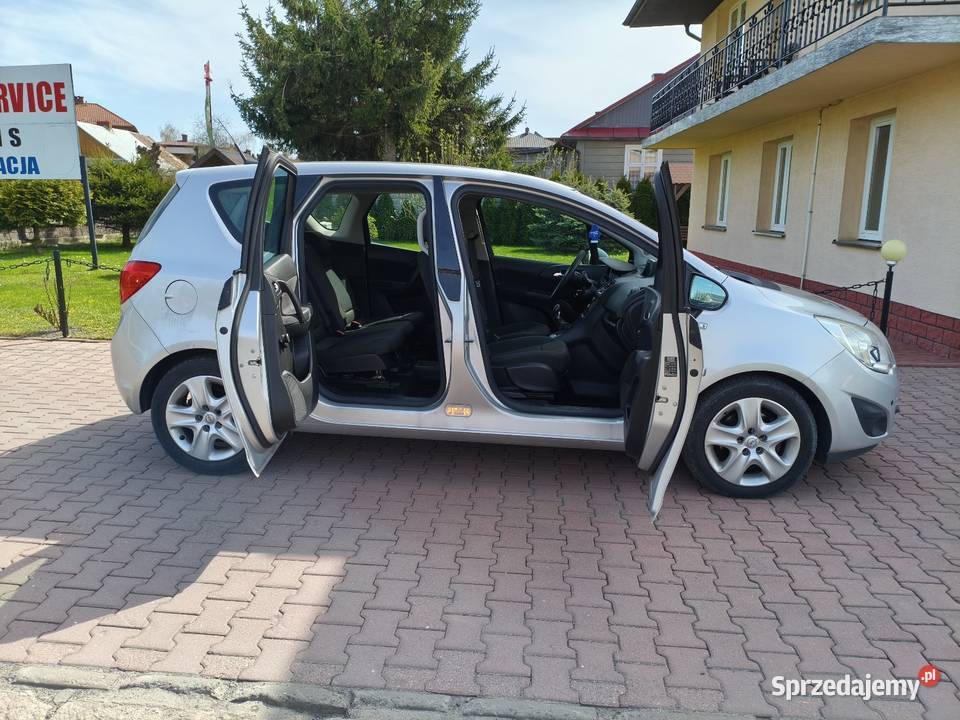 Opel Meriva B srebrny Meriva