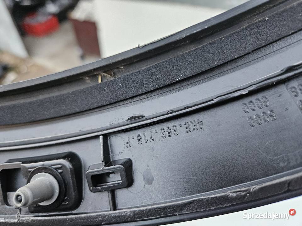 AUDI ETRON 4KE LISTWA BŁOTNIKA PRAWY PRZÓD PRAWA Międzychód