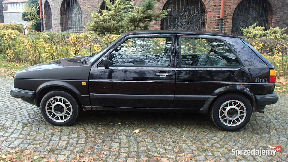 Volkswagen Golf II Boston na żółtej MK2 gaz Katowice