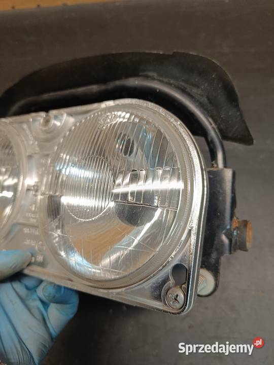 Lampa przód reflektor przedni oświetlenie części Gołaczewy sprzedam