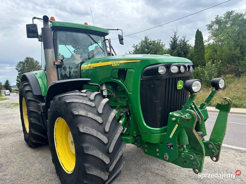 Ciągnik rolniczy John Deere 8520 218000 Netto