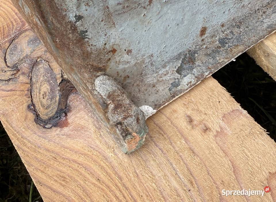 STARY ZLEW ŻELIWNY UMYWALKA SYGNOWANY Dekoracje ogrodowe Bielawa sprzedam