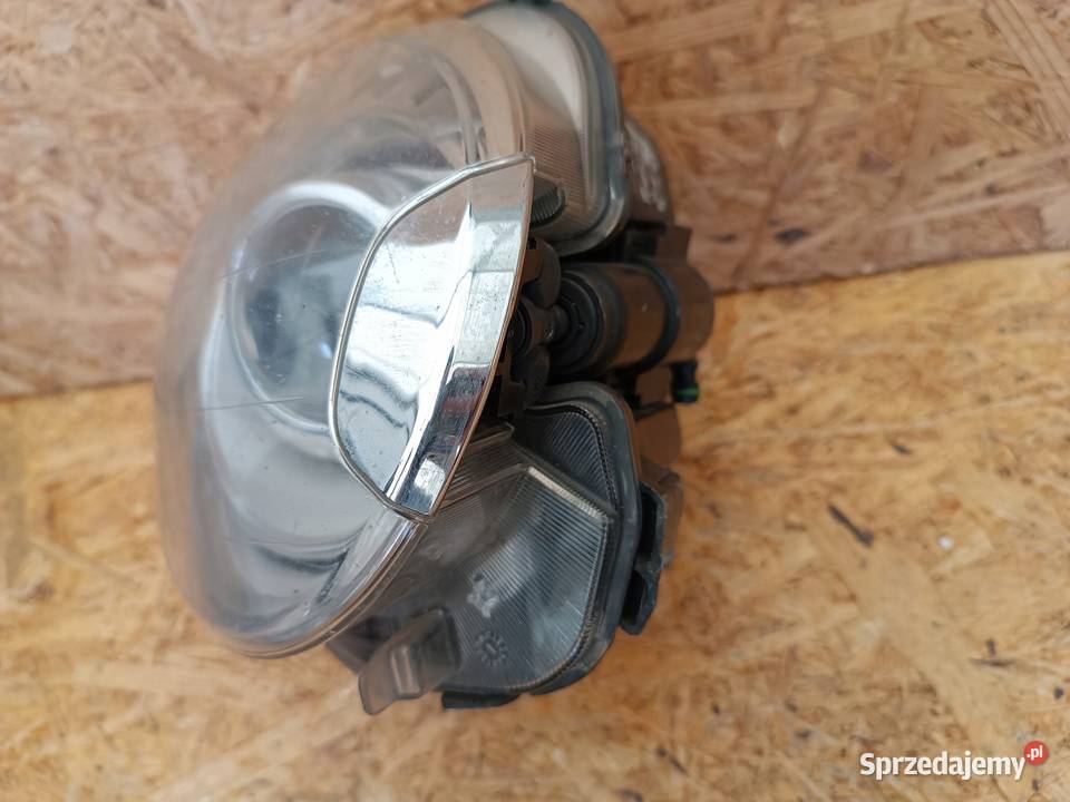 REFLEKTOR LAMPA PRAWA PRZÓD EU XENON FIAT 500 07 osobowe wielkopolskie Nowy Tomyśl