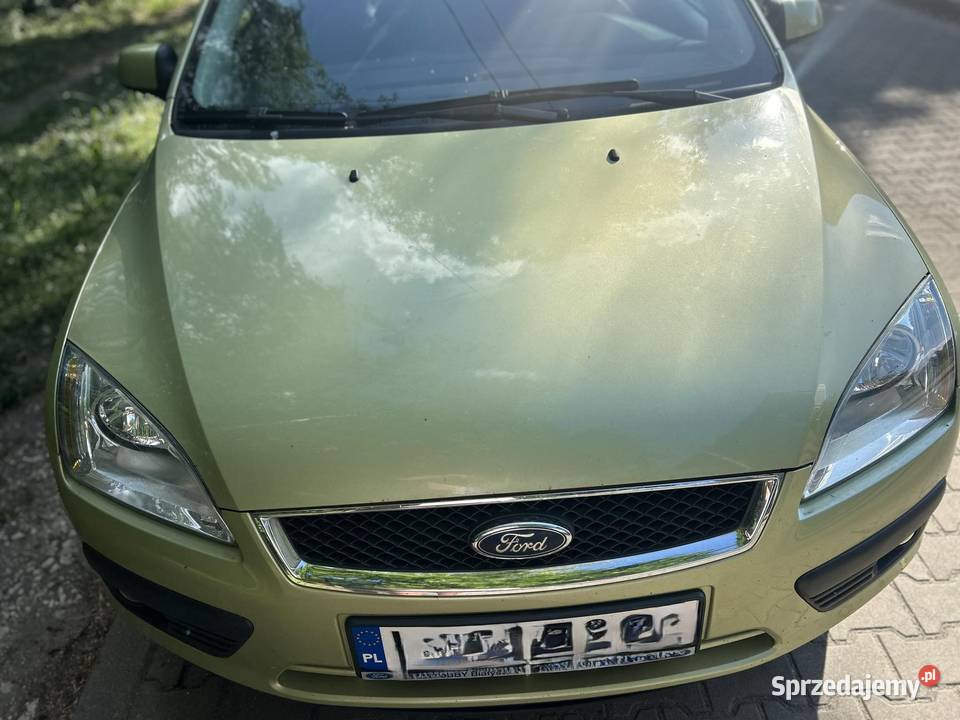 Ford Focus 2005 r 16 benzyna opony zimowe Warszawa