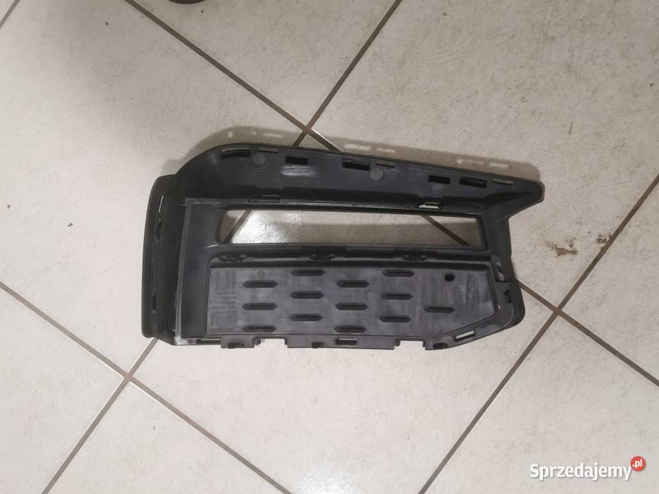 Bmw G30 G31 kratka zderzaka 51118064965 Złocieniec