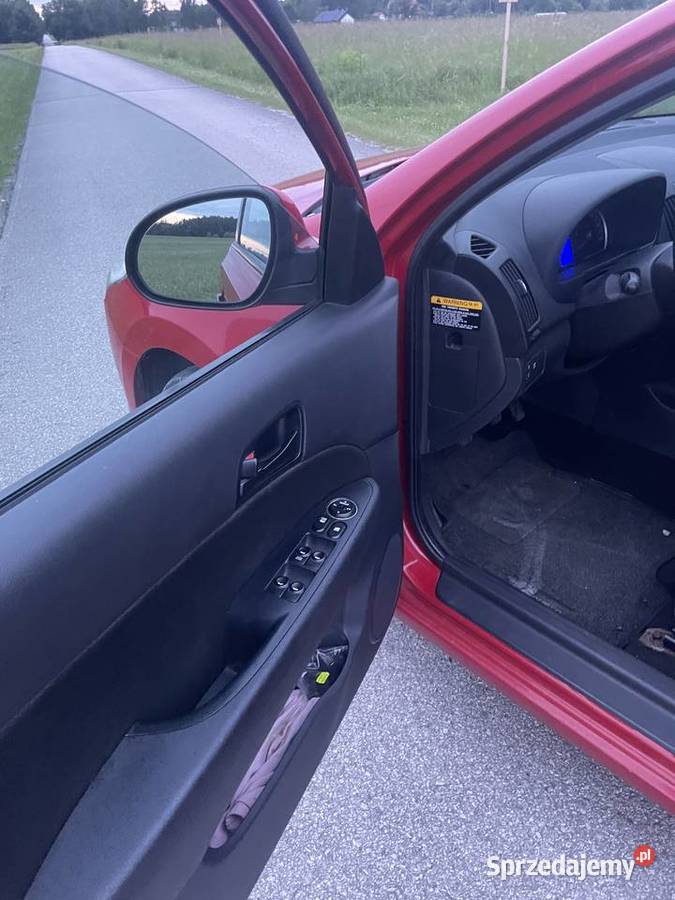 Hyundai i30 16 crdi 90 koni bez dpf i dwumasy Rok produkcji 2010 świętokrzyskie Busko-Zdrój