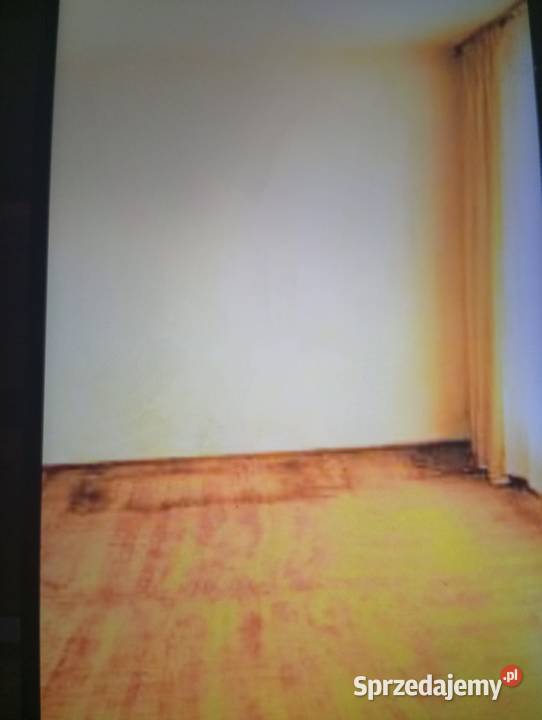 Wynajmę pokój dwuosobowy 30 M2 Wałbrzych Rynek