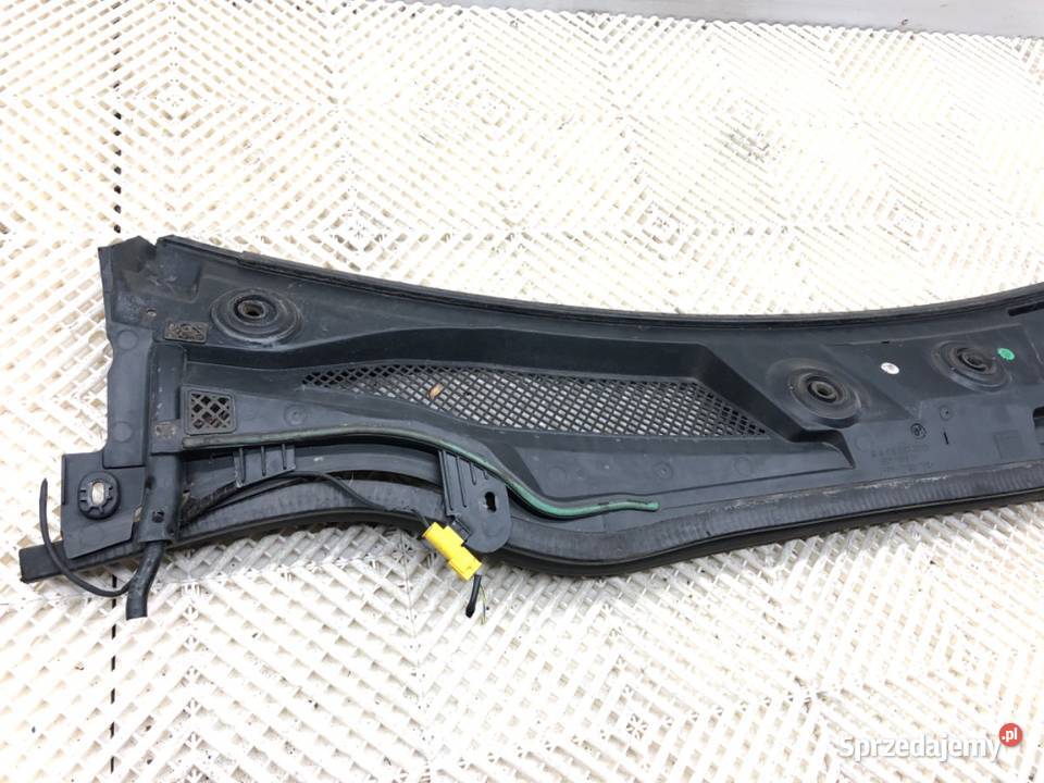 PODSZYBIE MERCEDES W176 A1768300013 Hatchback