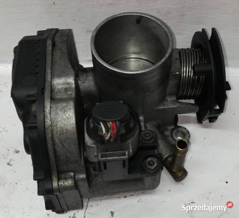 Przepustnica VW 14 B 030133064D