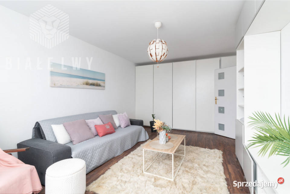 sprzedaży mieszkania 575m2 3 pokoje Warszawa sprzedam