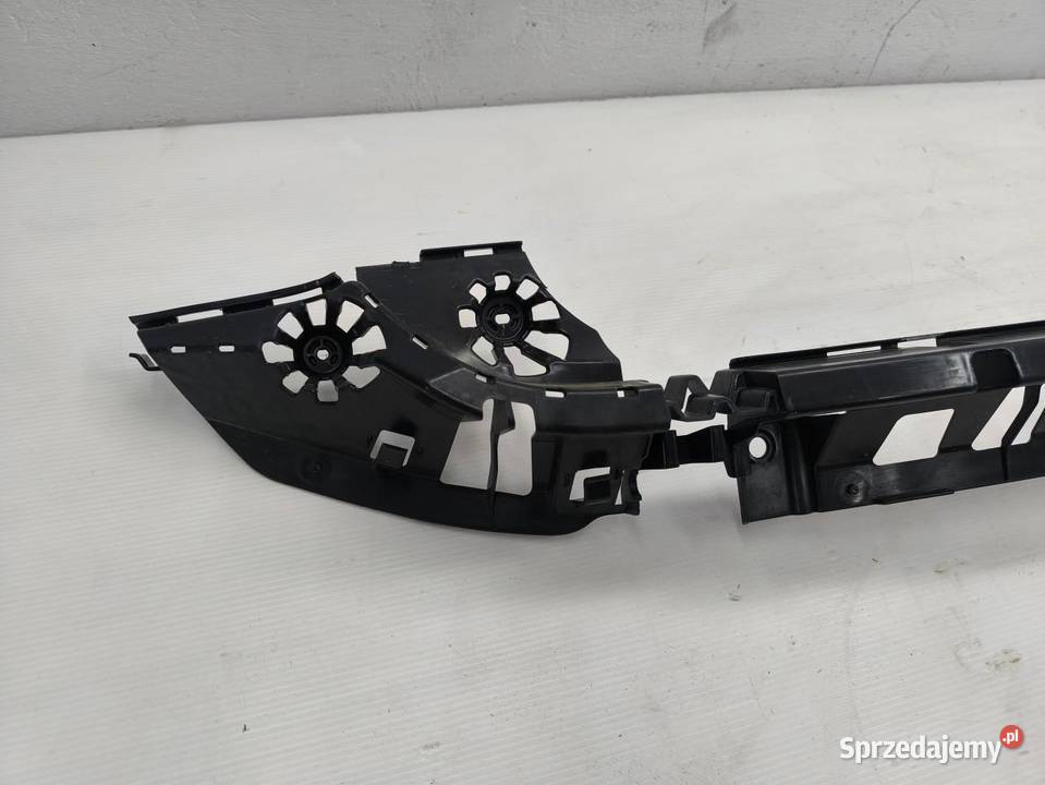 ŚLIZG ZDERZAKA TYŁ SRODKOWY BMW F20 16 116i 136 osobowe sprzedam