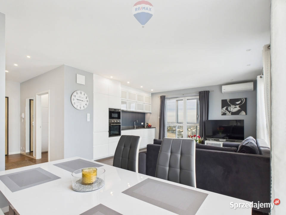 Apartament 2pokojowy w chmurach 16 piętro Warszawa