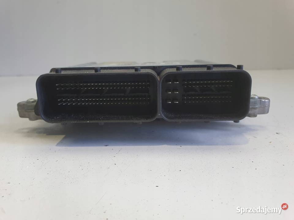 Volvo V40 II 20 D3 STEROWNIK SILNIKA komputer