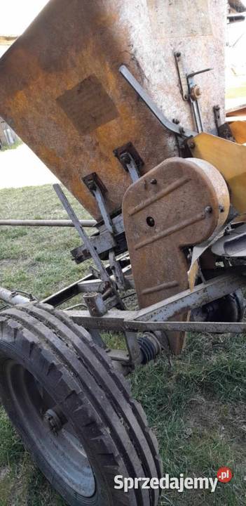 Sprzedam rozsiewacz kos Kamień Duży sprzedam