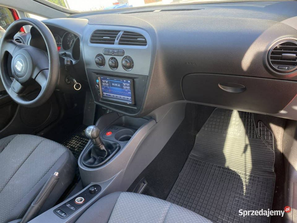 Seat Leon 16 MPi zadbana oryginalny przebieg II Motoryzacja Poznań