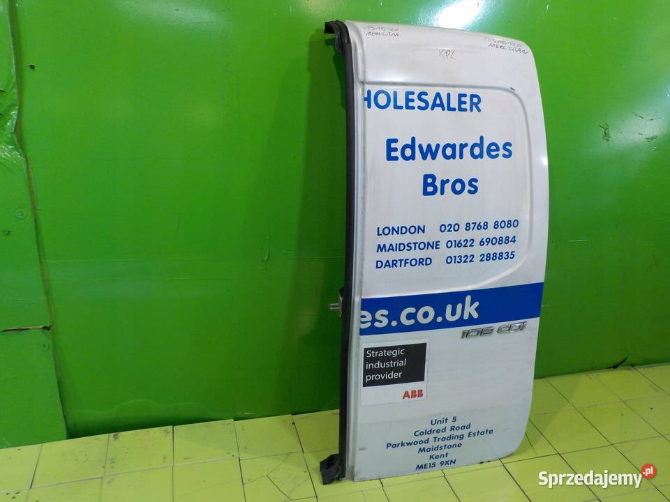 MERCEDES CITAN 16r VAN drzwi prawe tyl kompletne Suków