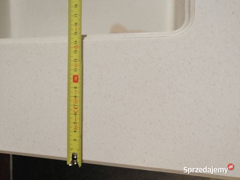 Wodoodporny kompozytowy blat ze zlewozmywakiem Komorniki