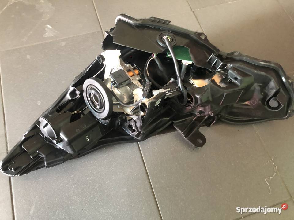 reflektor oryginał prawy na części Aygo II Lift Radzymin