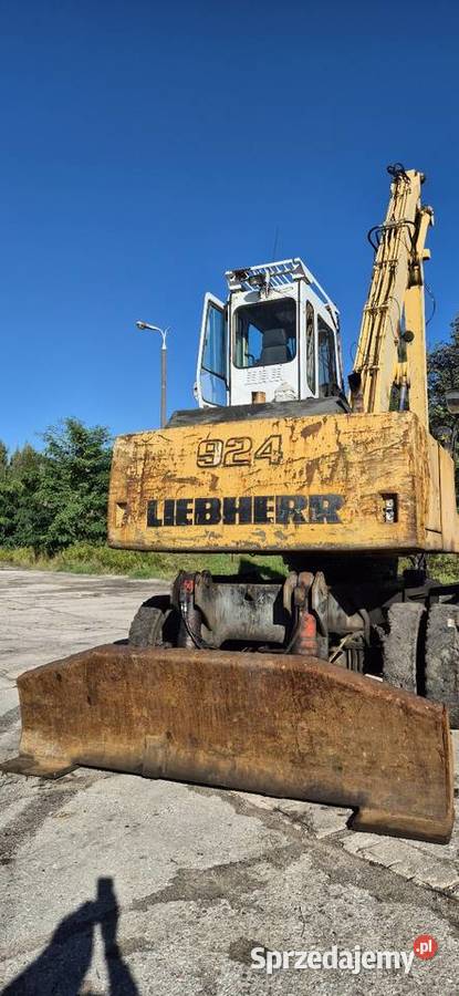 Koparka Przeładunkowa Liebherr 924 Koparko ładowarki Brzozówka sprzedam