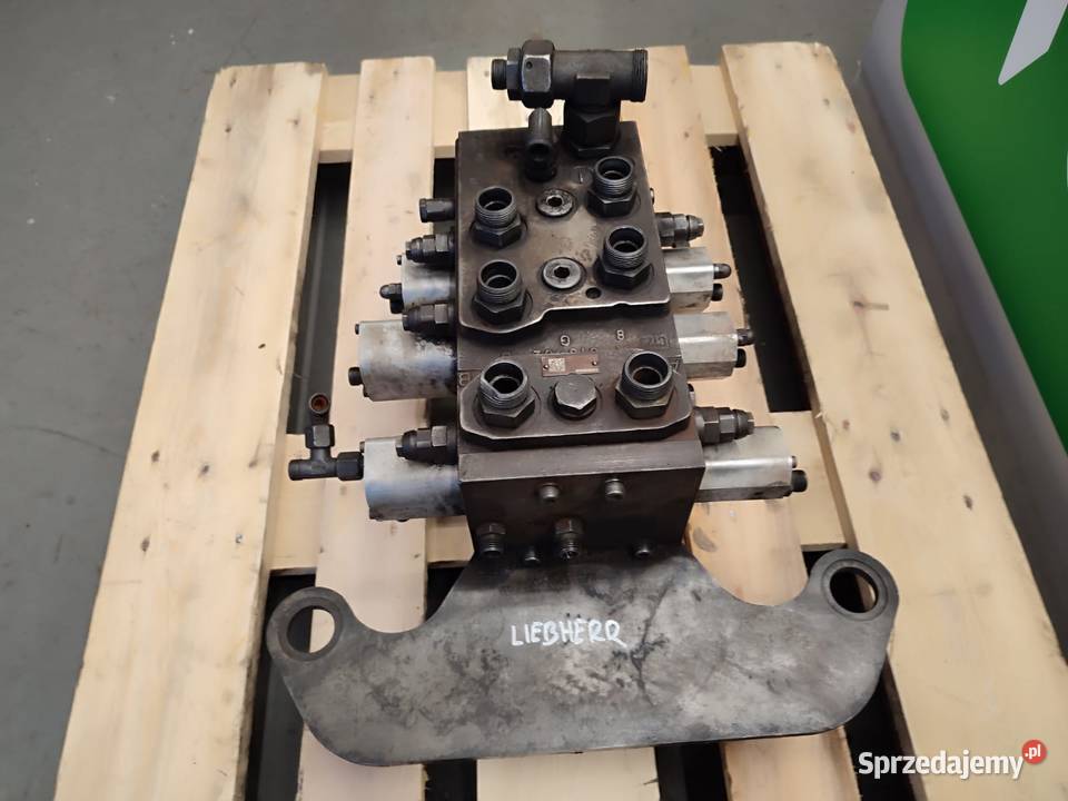 Rozdzielacz hydrauliczny R901355082 LIEBHERR