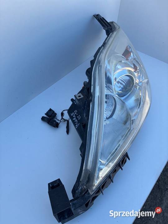 Mazda 5 C23551040 K2442 P4998L LAMPA PRZÓD Słowikowo sprzedam