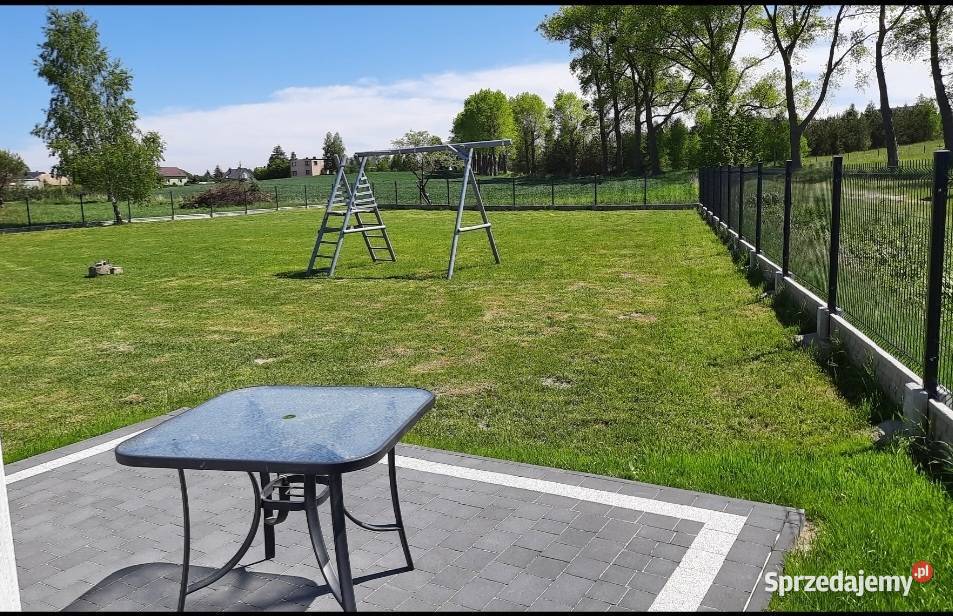 Jastrzębia Góra działka z domkiem na sezon woda